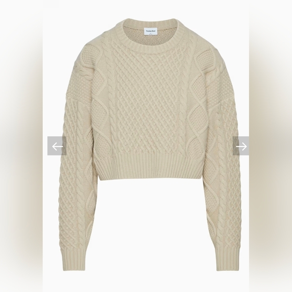 Aritzia Sweaters - Aritzia Sunday Best Peggy Cropped Sweater Size XS